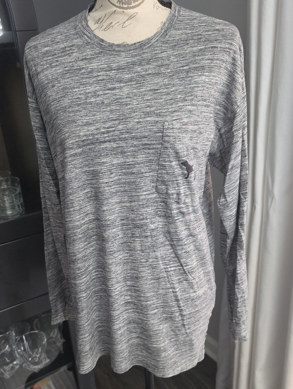 PINK Victoria's Secret Heathered Gray Long Sleeve Pocket Tee